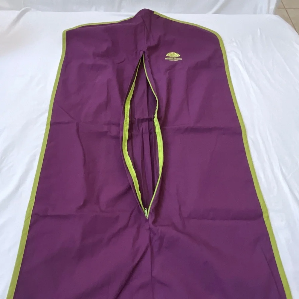 Mandarin Oriental Hong Kong Garment Bag Purple